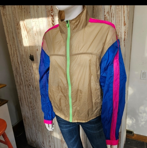 *NWOT* Women's Fabletics Payton Woven Lightweight Zip Jacket Sz XL - Picture 6 of 11